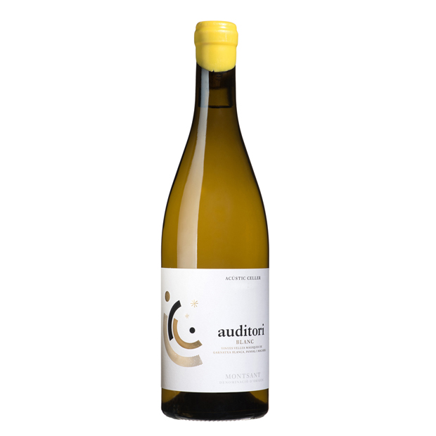 Fermentat en ou de ciment, fudre de de roure francès de 1500L i botes de 400L. Criat amb les seves lies durant 10 mesos. 